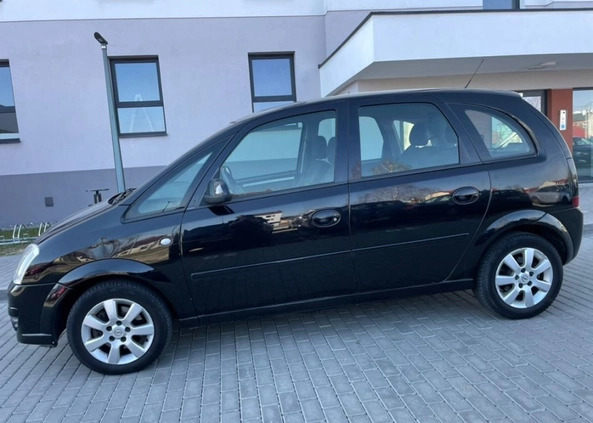 Opel Meriva cena 6500 przebieg: 130000, rok produkcji 2006 z Lublin małe 211